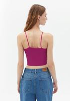Crop Top ve Denim Jean Kombini