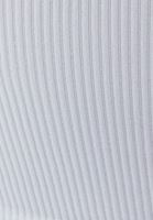Jakarlı Dikişsiz Atlet ve Denim Pantolon Kombini