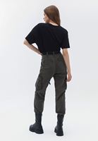 Tencel Kemerli Pantolon ve Tişört Kombini