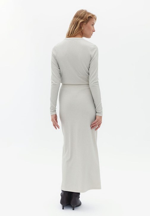 Simli Hırka ve Uzun Etek Kombini