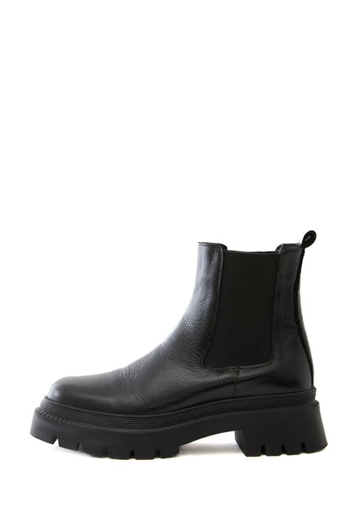 Straight Fit Pantolon ve Sweatshirt Kombini