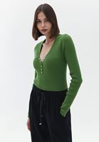 Bayan Yeşil Çıtçıt Detaylı Kazak