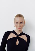 Bayan Siyah Cut-Out Detaylı Kazak