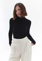 Balıkçı Yaka Kazak ve Tencel Pantolon Kombini