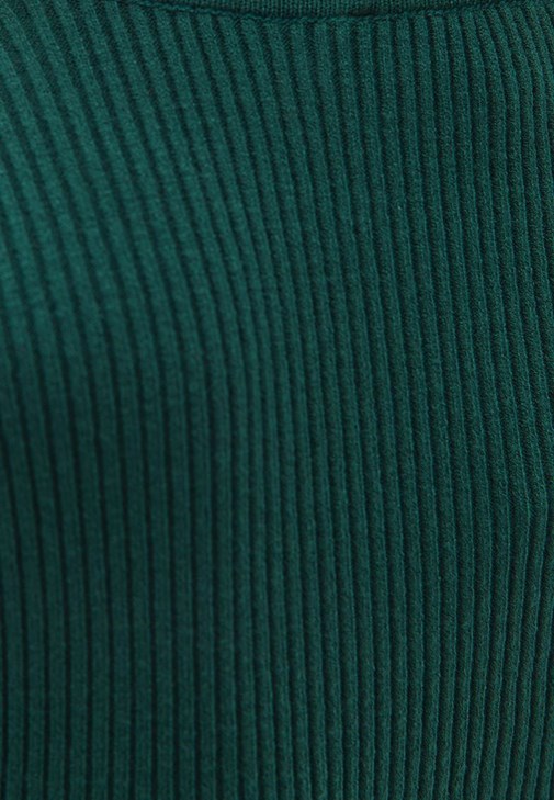 Kazak ve Bootcut Pantolon Kombini