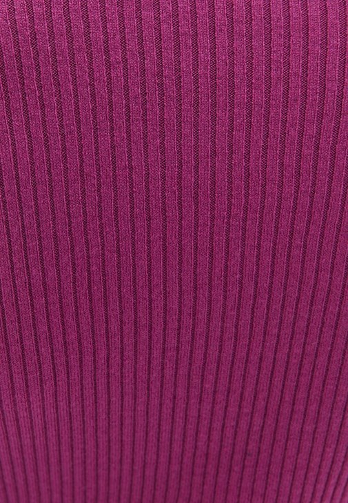 Kısa Hırka ve Wide-Leg Pantolon Kombini