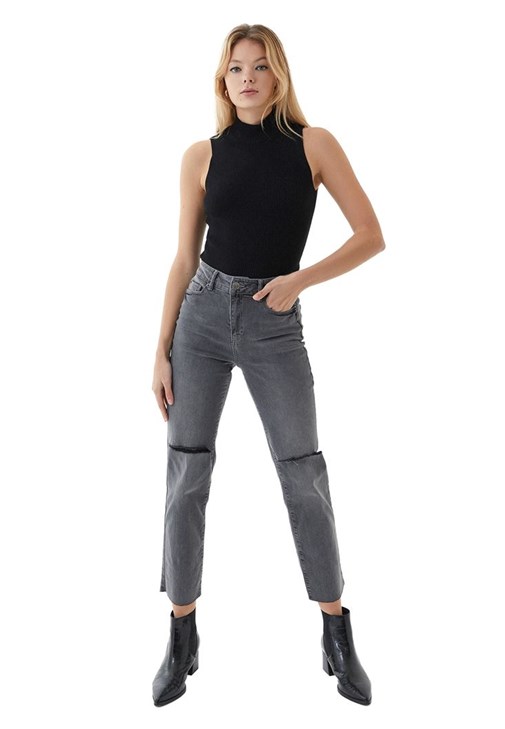 Tencel Wide-Leg Pantolon ve Atlet Kombini