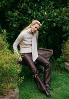 Bayan Bej Yaka Detaylı Kazak