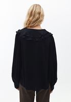 Bayan Siyah Fırfır Detaylı Bluz