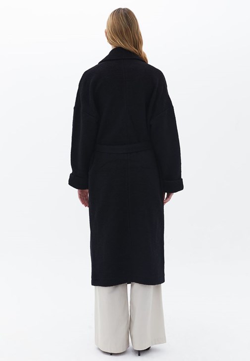 Straight-Fit Pantolon ve Kaban Kombini