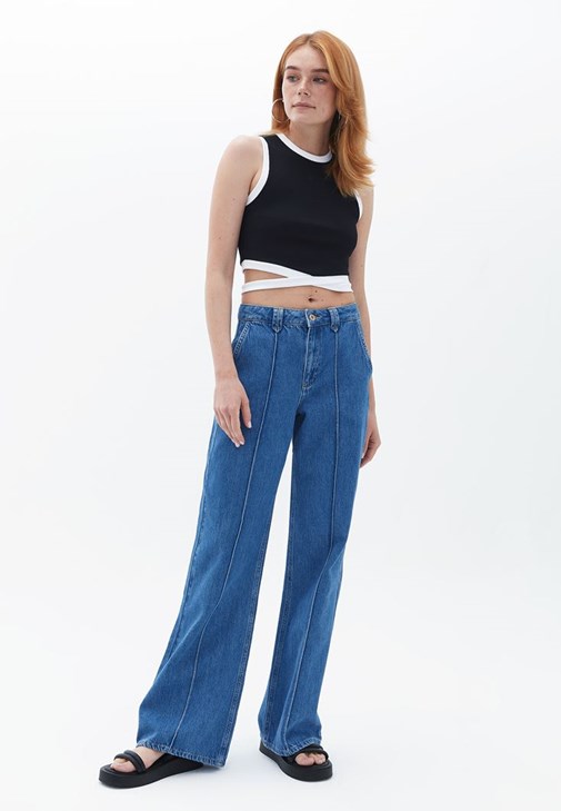 Flare Pantolon ve  Crop Atlet Kombini