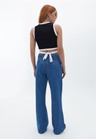 Flare Pantolon ve  Crop Atlet Kombini