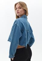 Bayan Mavi Loose-Fit Denim Crop Ceket