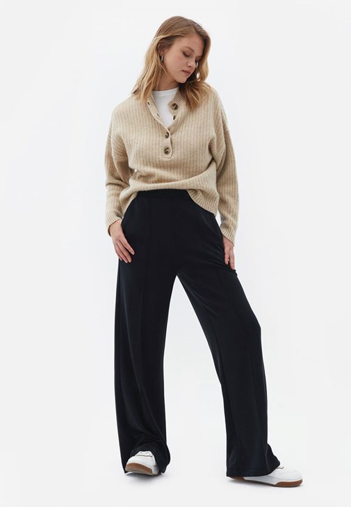Sweatshirt ve Kapitoneli Mont Kombini