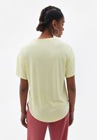 Loose-Fit Tişört ve Wide-Leg Pantolon Kombini