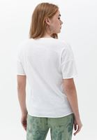 Oversize Tişört ve Yumuşak Dokulu Pantolon Kombini