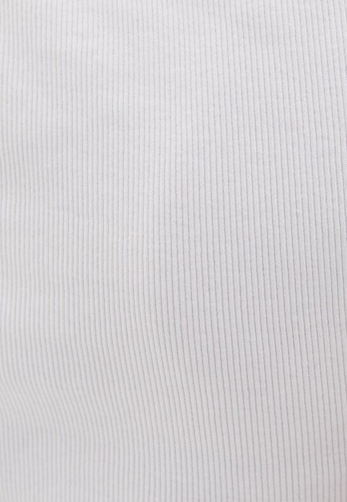 Bot Yaka Tişört ve Baggy-Fit Pantolon Kombini