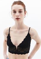 Oversize Ceket ve Dantelli Bralet Kombini
