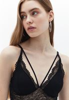 Bayan Siyah Biye Detaylı Dantelli Bralet