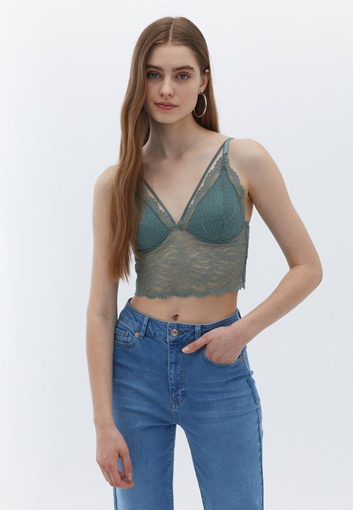 Biye Detaylı Bralet ve Hırka Kombini