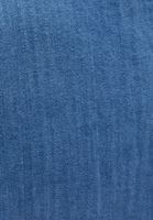 Denim Bluz ve Mom-Fit Pantolon Kombini