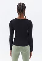 Bayan Siyah Asimetrik Yaka Bluz ( MODAL )