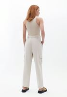 Bayan Bej Ultra Yüksek Bel Straight-Fit Kargo Pantolon ( TENCEL™ )