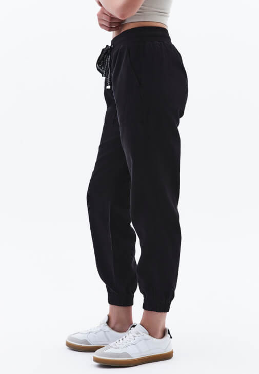 Pantolon ve Atlet Kombini