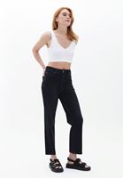 V Yaka Crop Top ve Pantolon Kombini