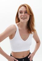 V Yaka Crop Top ve Pantolon Kombini