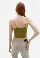 Crop Top ve Orta Bel Pantolon Kombini