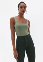 Atlet ve Flare Pantolon Kombini