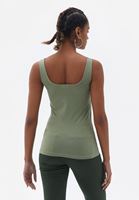 Atlet ve Flare Pantolon Kombini