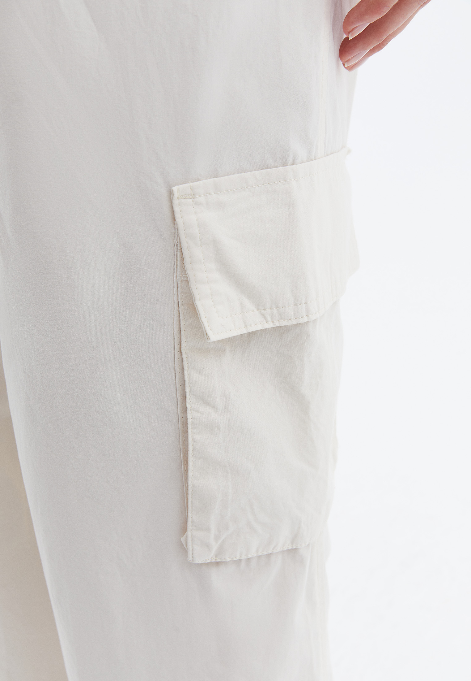 Krem Yüksek Bel Wide-Leg Kargo Pantolon