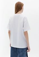 Bayan Beyaz Pamuklu Oversize Tişört
