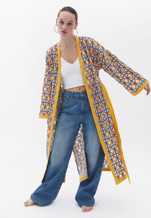 Çok Renkli Kemerli Loose-Fit Kimono