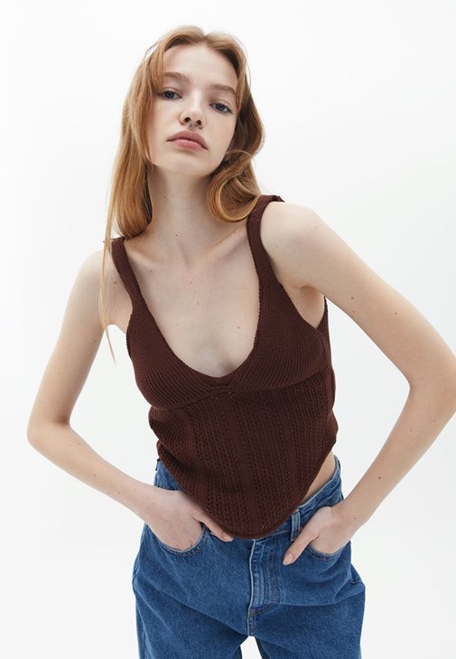 Ajurlu Atlet ve Mom-Fit Pantolon Kombini