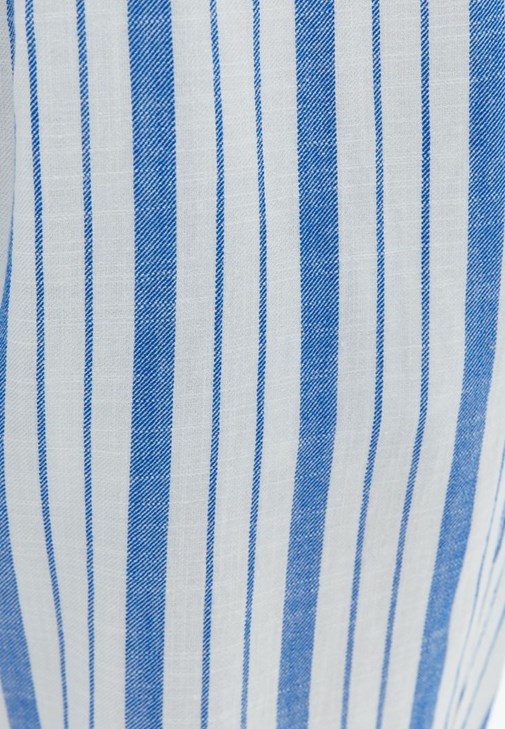 Çizgili Pantolon ve Crop Bluz Kombini