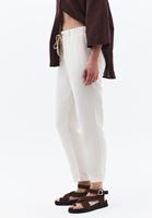 Pantolon ve Oversize Ceket Kombini