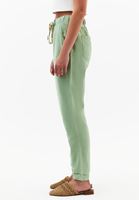 Pantolon ve Crop Ceket Kombini