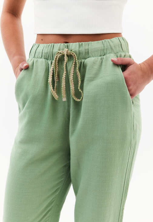 Pantolon ve Crop Ceket Kombini