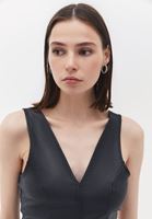 Crop Bluz ve Mini Etek Kombini 
