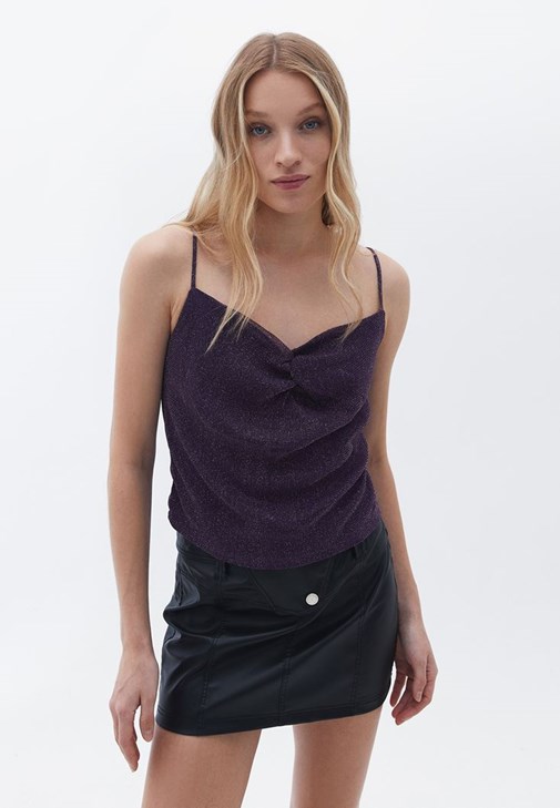 Mor Yaka Detaylı Crop Top