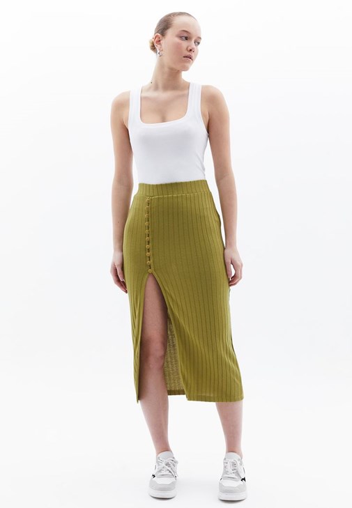 Yeşil Yırtmaçlı Midi Etek