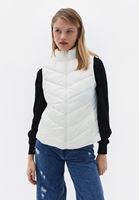 Bayan Krem Kapitoneli Yelek