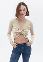 Crop Bluz ve Bootcut Pantolon Kombini