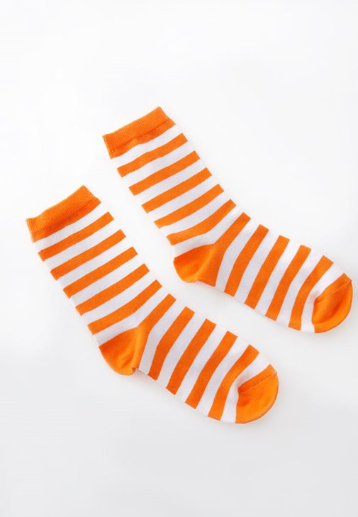 Turuncu Çizgili Çorap