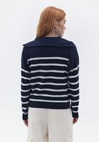 Bayan Çok Renkli Fermuarlı Çizgili Kazak