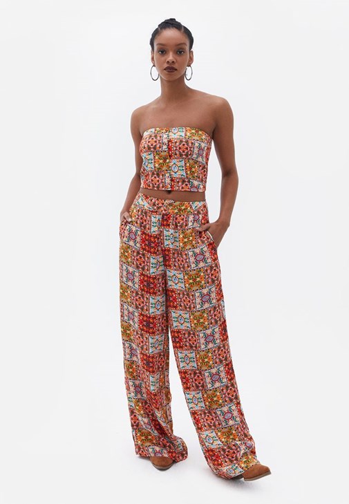 Kimono ve Desenli Pantolon Kombini