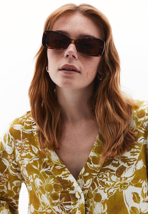 Çok Renkli Çerçeve Detaylı Güneş Gözlüğü